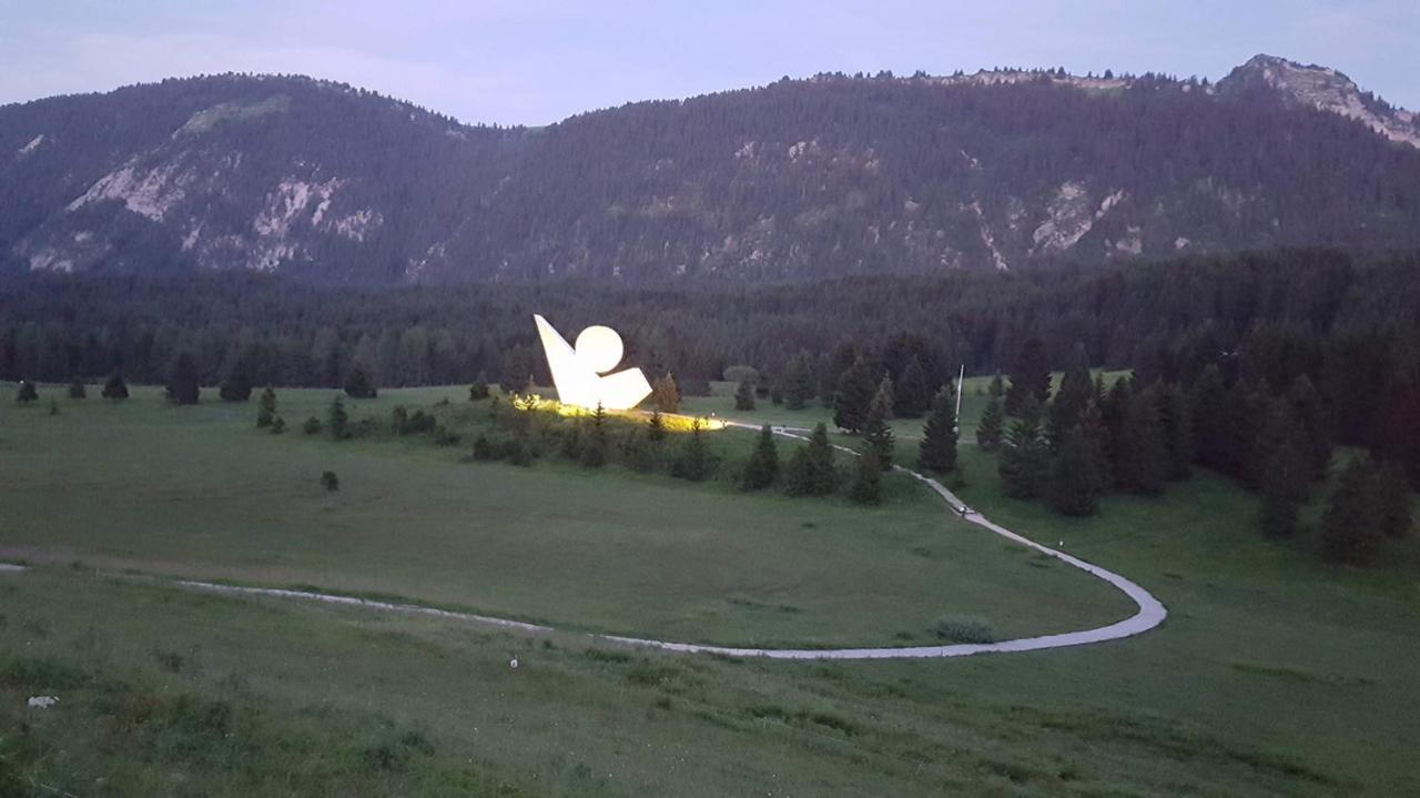 Gite Les Lanfiannes Thorens-Glieres Exterior photo